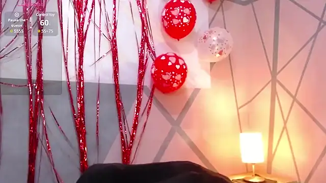 BriannaSweet  online show from February 13, 2025, 1:26 pm