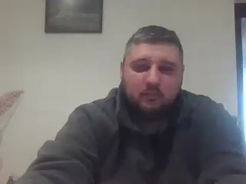  revianzip1 online show from February 27, 2025, 3:37 pm