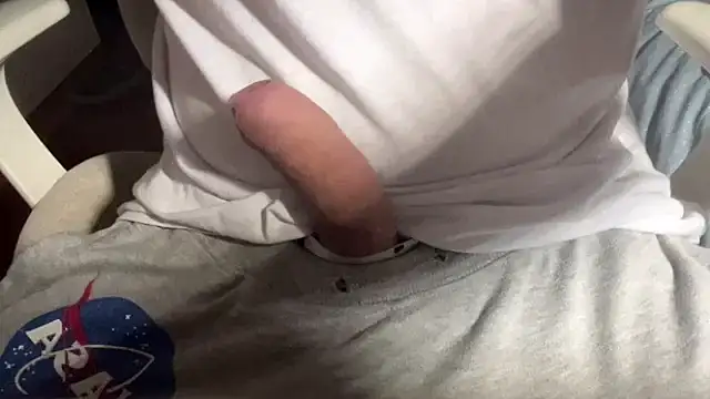 Axeeeeeeeeeeeel online show from November 23, 2025, 5:34 pm