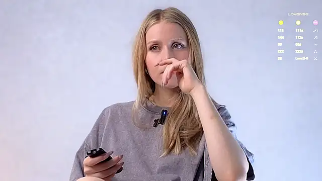 Snapshot of WiloneEsse chatting on March 12, 2025, 1:14 am WiloneEsse online show from March 12, 2025, 1:14 am