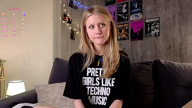 Snapshot of WiloneEsse chatting on March 7, 2025, 1:20 am WiloneEsse online show from March 7, 2025, 1:20 am