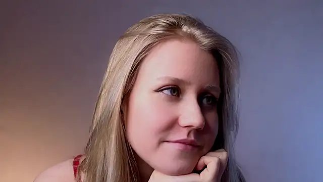 Snapshot of WiloneEsse chatting on March 21, 2025, 4:17 am WiloneEsse online show from March 21, 2025, 4:17 am