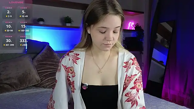 ElvaHilby online show from February 20, 2026, 3:14 pm