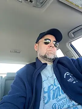 Snapshot of _magictouch_ chatting on March 3, 2025, 6:13 pm  magictouch  online show from March 3, 2025, 6:13 pm