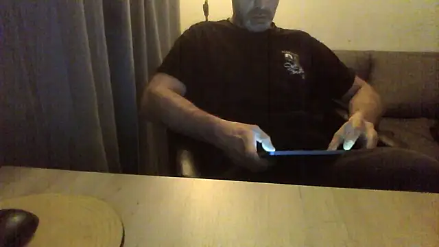 Snapshot of Avamereandmikel chatting on December 16, 2024, 9:41 pm Avamereandmikel online show from December 16, 2024, 9:41 pm