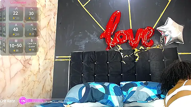 Snapshot of AmandaRobers chatting on March 4, 2025, 10:49 pm AmandaRobers online show from March 4, 2025, 10:49 pm