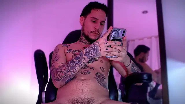 Snapshot of Junihn0 chatting on September 27, 2025, 9:43 pm Junihn0 online show from September 27, 2025, 9:43 pm