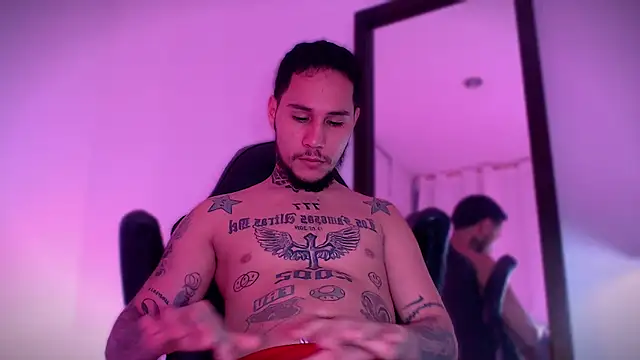 Snapshot of Junihn0 chatting on September 23, 2025, 9:00 pm Junihn0 online show from September 23, 2025, 9:00 pm