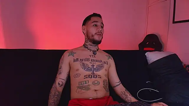 Snapshot of Junihn0 chatting on December 3, 2025, 6:03 am Junihn0 online show from December 3, 2025, 6:03 am