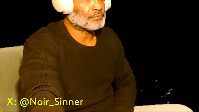 sinnernoir online show from November 25, 2025, 2:12 am