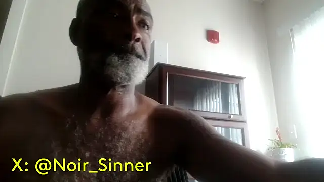Snapshot of sinnernoir chatting on July 9, 2026, 5:34 pm sinnernoir online show from July 9, 2026, 5:34 pm