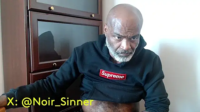 Snapshot of sinnernoir chatting on May 12, 2026, 6:36 pm sinnernoir online show from May 12, 2026, 6:36 pm