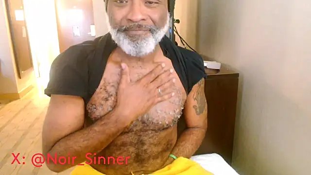 sinnernoir online show from January 16, 2026, 4:44 pm