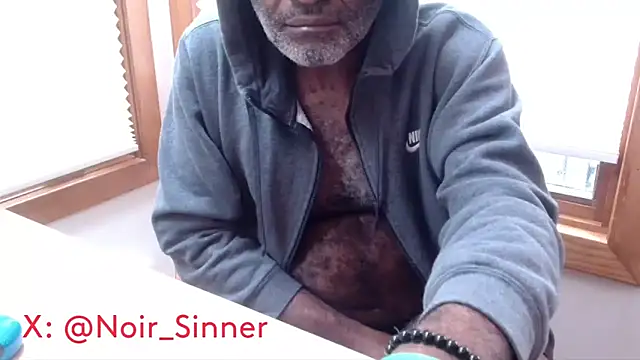 sinnernoir online show from November 11, 2025, 2:12 pm