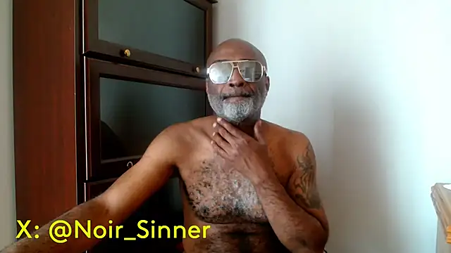 Snapshot of sinnernoir chatting on April 24, 2026, 3:14 pm sinnernoir online show from April 24, 2026, 3:14 pm