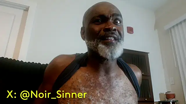 Snapshot of sinnernoir chatting on July 2, 2026, 3:23 am sinnernoir online show from July 2, 2026, 3:23 am