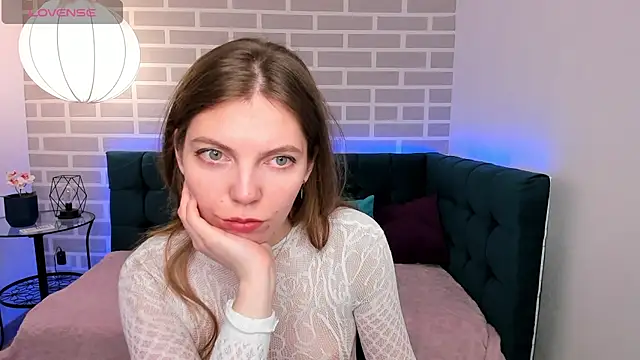 marie reyes  online show from November 21, 2025, 8:35 am