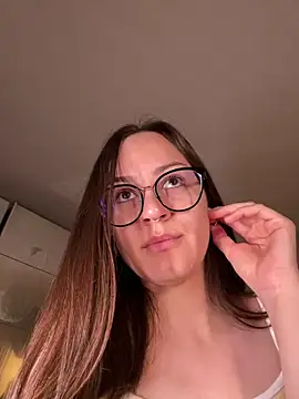 Lilly Soulmate online show from March 28, 2026, 4:13 am