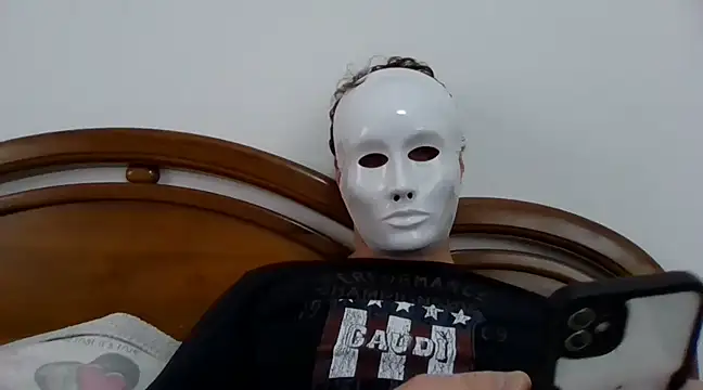 Snapshot of ItalStall chatting on March 14, 2025, 9:46 am ItalStall online show from March 14, 2025, 9:46 am