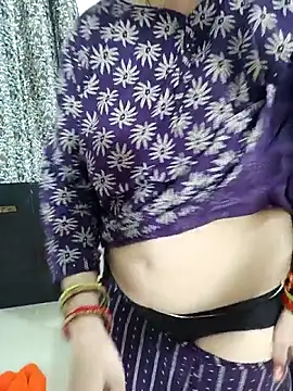 Snapshot of Cute-Aadhvita chatting on June 18, 2026, 1:48 am Cute-Aadhvita online show from June 18, 2026, 1:48 am