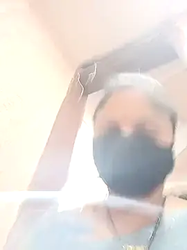 Snapshot of Cute-Aadhvita chatting on April 14, 2026, 3:39 pm Cute-Aadhvita online show from April 14, 2026, 3:39 pm