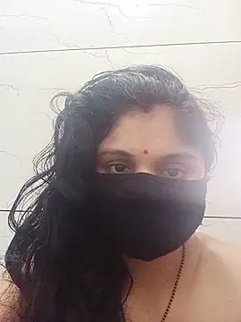 Snapshot of Cute-Aadhvita chatting on May 17, 2026, 4:23 am Cute-Aadhvita online show from May 17, 2026, 4:23 am