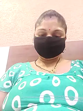 Snapshot of Cute-Aadhvita chatting on May 2, 2026, 4:23 pm Cute-Aadhvita online show from May 2, 2026, 4:23 pm