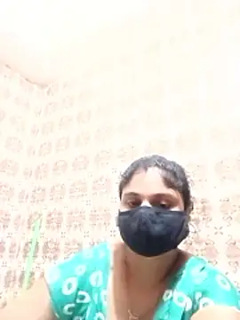 Snapshot of Cute-Aadhvita chatting on June 7, 2026, 7:24 am Cute-Aadhvita online show from June 7, 2026, 7:24 am