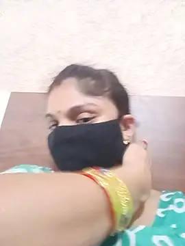 Snapshot of Cute-Aadhvita chatting on May 15, 2026, 4:49 pm Cute-Aadhvita online show from May 15, 2026, 4:49 pm