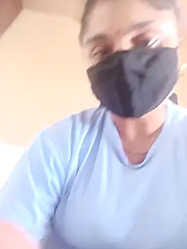 Snapshot of Cute-Aadhvita chatting on April 3, 2026, 7:04 am Cute-Aadhvita online show from April 3, 2026, 7:04 am