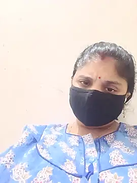 Snapshot of Cute-Aadhvita chatting on June 8, 2026, 3:40 am Cute-Aadhvita online show from June 8, 2026, 3:40 am