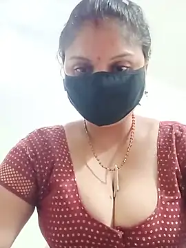 Snapshot of Cute-Aadhvita chatting on June 23, 2026, 9:40 am Cute-Aadhvita online show from June 23, 2026, 9:40 am