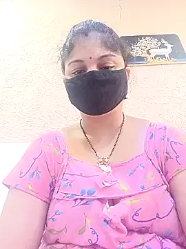Snapshot of Cute-Aadhvita chatting on May 12, 2026, 1:02 am Cute-Aadhvita online show from May 12, 2026, 1:02 am