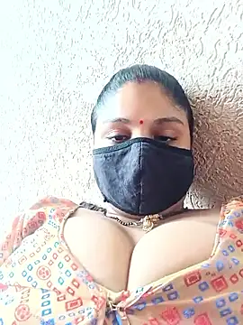 Snapshot of Cute-Aadhvita chatting on May 28, 2026, 9:49 am Cute-Aadhvita online show from May 28, 2026, 9:49 am