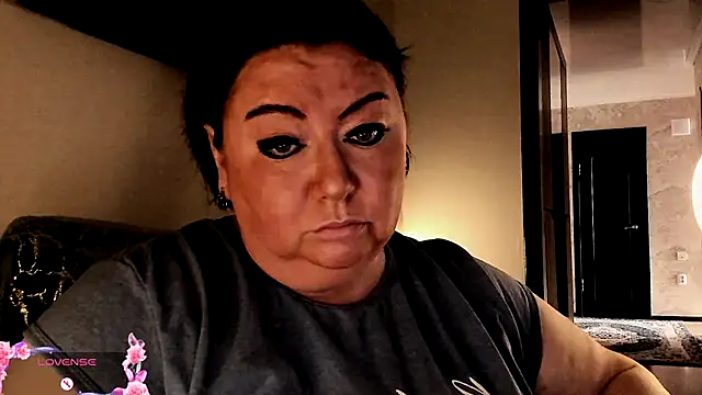 Snapshot of SexxyDreams1 chatting on September 18, 2025, 4:37 am SexxyDreams1 online show from September 18, 2025, 4:37 am