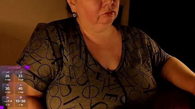 Snapshot of SexxyDreams1 chatting on February 13, 2025, 12:02 am SexxyDreams1 online show from February 13, 2025, 12:02 am