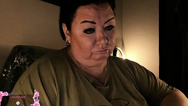 Snapshot of SexxyDreams1 chatting on September 9, 2025, 2:10 am SexxyDreams1 online show from September 9, 2025, 2:10 am