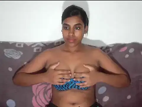 XIndian Butterfly4uX online show from January 19, 2025, 6:21 pm