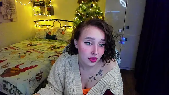 Snapshot of LinaTruly chatting on January 12, 2026, 10:03 pm LinaTruly online show from January 12, 2026, 10:03 pm