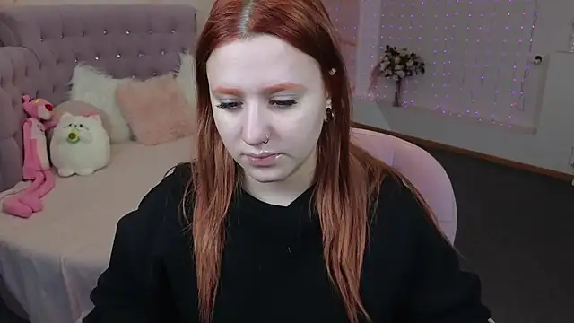 Snapshot of Ruby_Rubarb chatting on January 24, 2025, 2:41 pm Ruby Rubarb online show from January 24, 2025, 2:41 pm