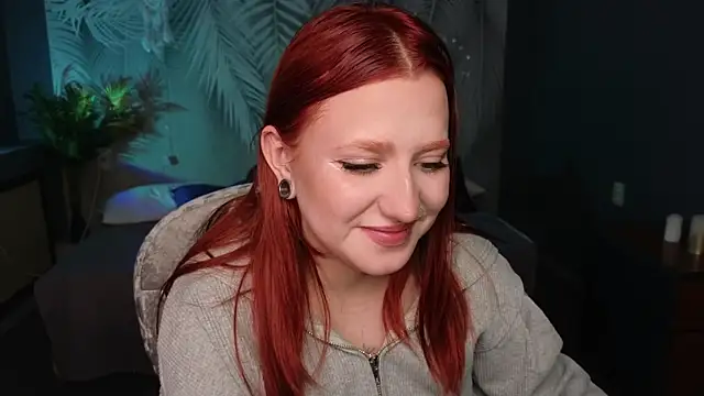 Snapshot of Ruby_Rubarb chatting on February 5, 2025, 5:31 pm Ruby Rubarb online show from February 5, 2025, 5:31 pm