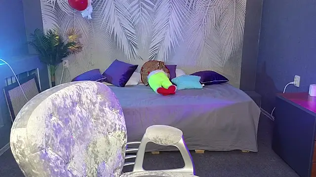 Snapshot of Ruby_Rubarb chatting on February 23, 2025, 2:14 pm Ruby Rubarb online show from February 23, 2025, 2:14 pm