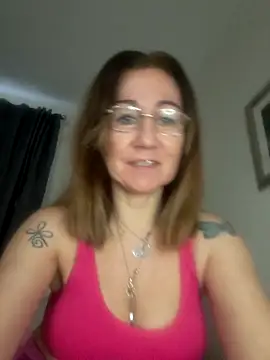 Snapshot of TamaraSweetxo chatting on March 29, 2026, 9:11 am TamaraSweetxo online show from March 29, 2026, 9:11 am