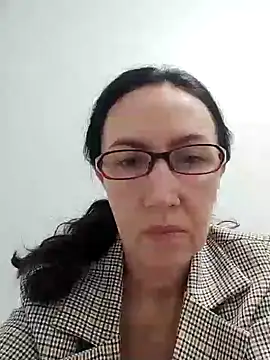 SweetBerryBella online show from January 20, 2025, 4:34 pm