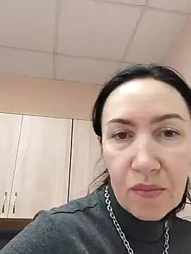 SweetBerryBella online show from January 22, 2025, 5:59 am