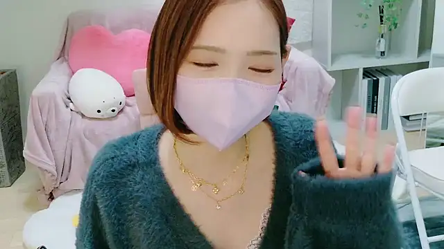 Snapshot of _RIHO_51 chatting on February 3, 2025, 12:58 am RIHO 51 online show from February 3, 2025, 12:58 am