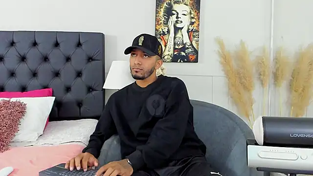 Robin Rief online show from March 11, 2025, 9:45 am