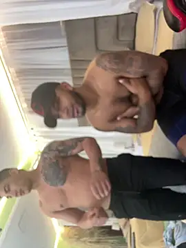 Snapshot of Robin_Rief chatting on December 18, 2025, 4:28 am Robin Rief online show from December 18, 2025, 4:28 am