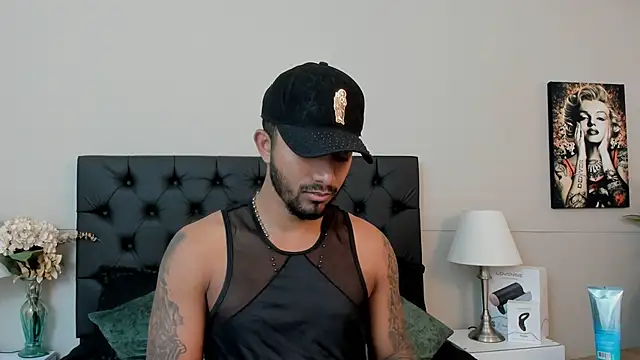 Robin Rief online show from September 22, 2025, 3:23 am