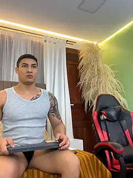 Snapshot of Robin_Rief chatting on December 23, 2025, 3:50 am Robin Rief online show from December 23, 2025, 3:50 am